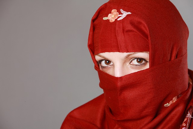 4 choses à savoir sur les femmes en société arabes